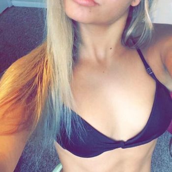 Kylie - Marmorera - Grisons | Strip Tease