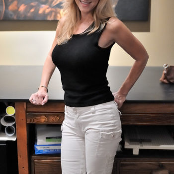 Caissy - Bremblens - Vaud | Strip Tease