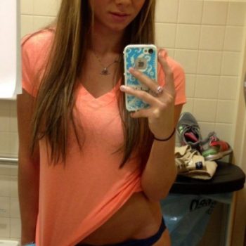 Lenaick - Marchissy - Vaud | Strip Tease