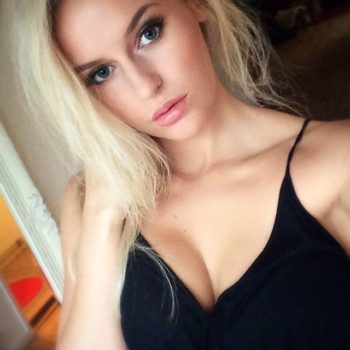 Jeanne-claire - Chesières - Vaud | Strip Tease