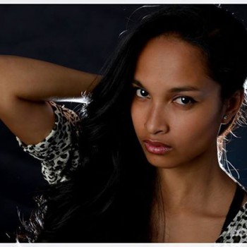 Sylviane - Agarone - Tessin | Strip Tease