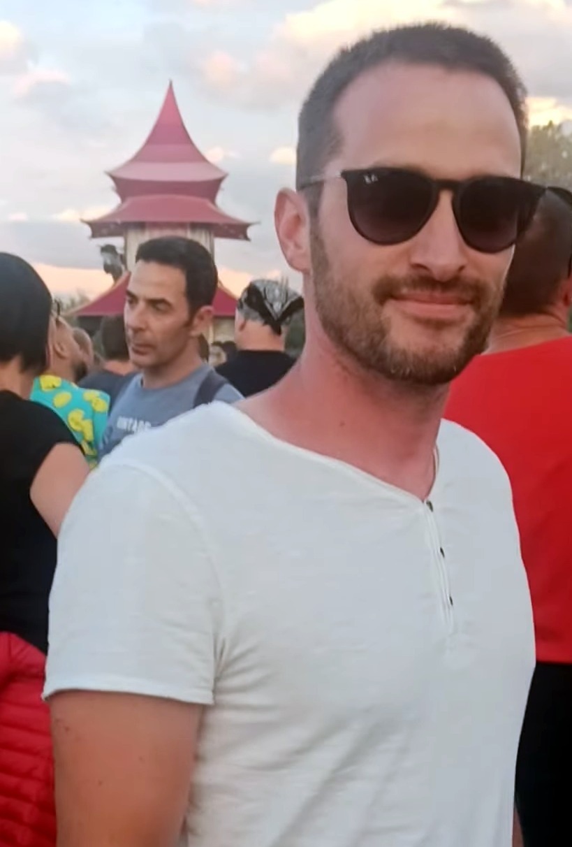 Saikou - Eschenbach LU - Lucerne | Strip Tease