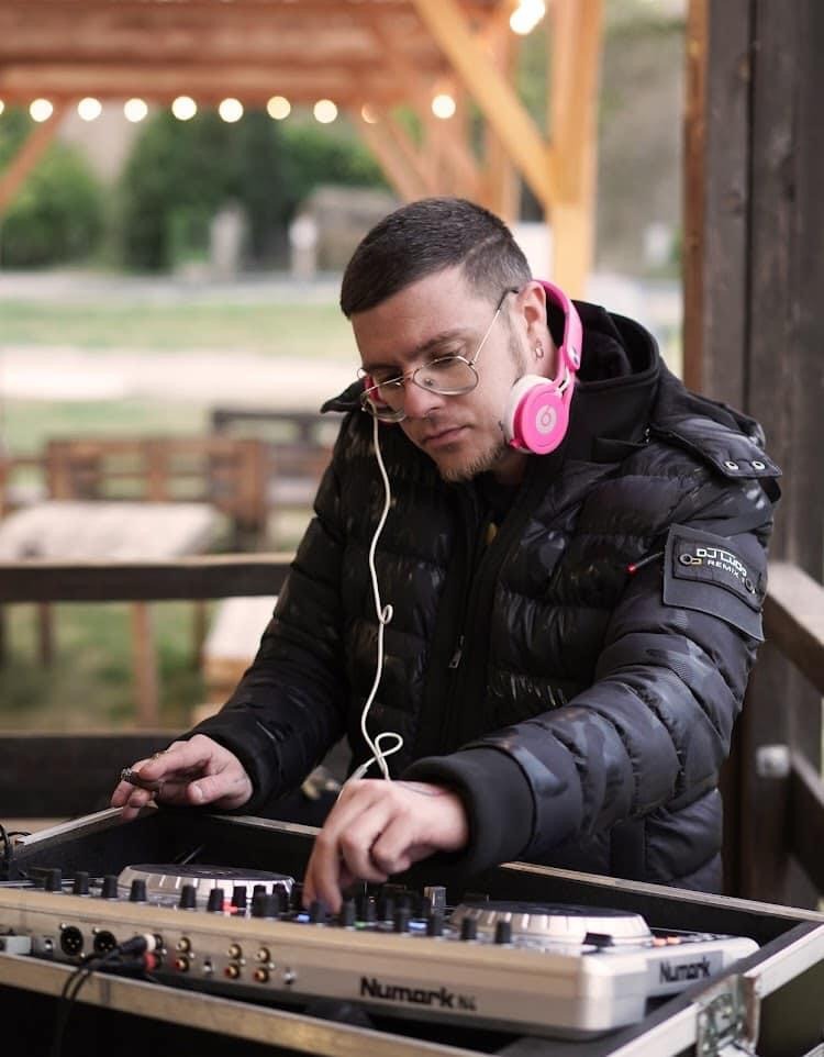 Shaun - Trub - Berne | Strip Tease