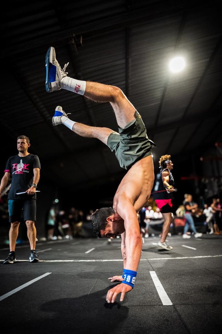 Merry - Croy - Vaud | Strip Tease