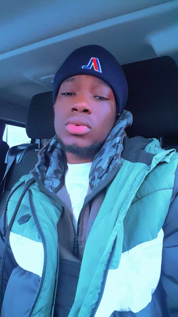 Mica - Giumaglio - Tessin | Strip Tease