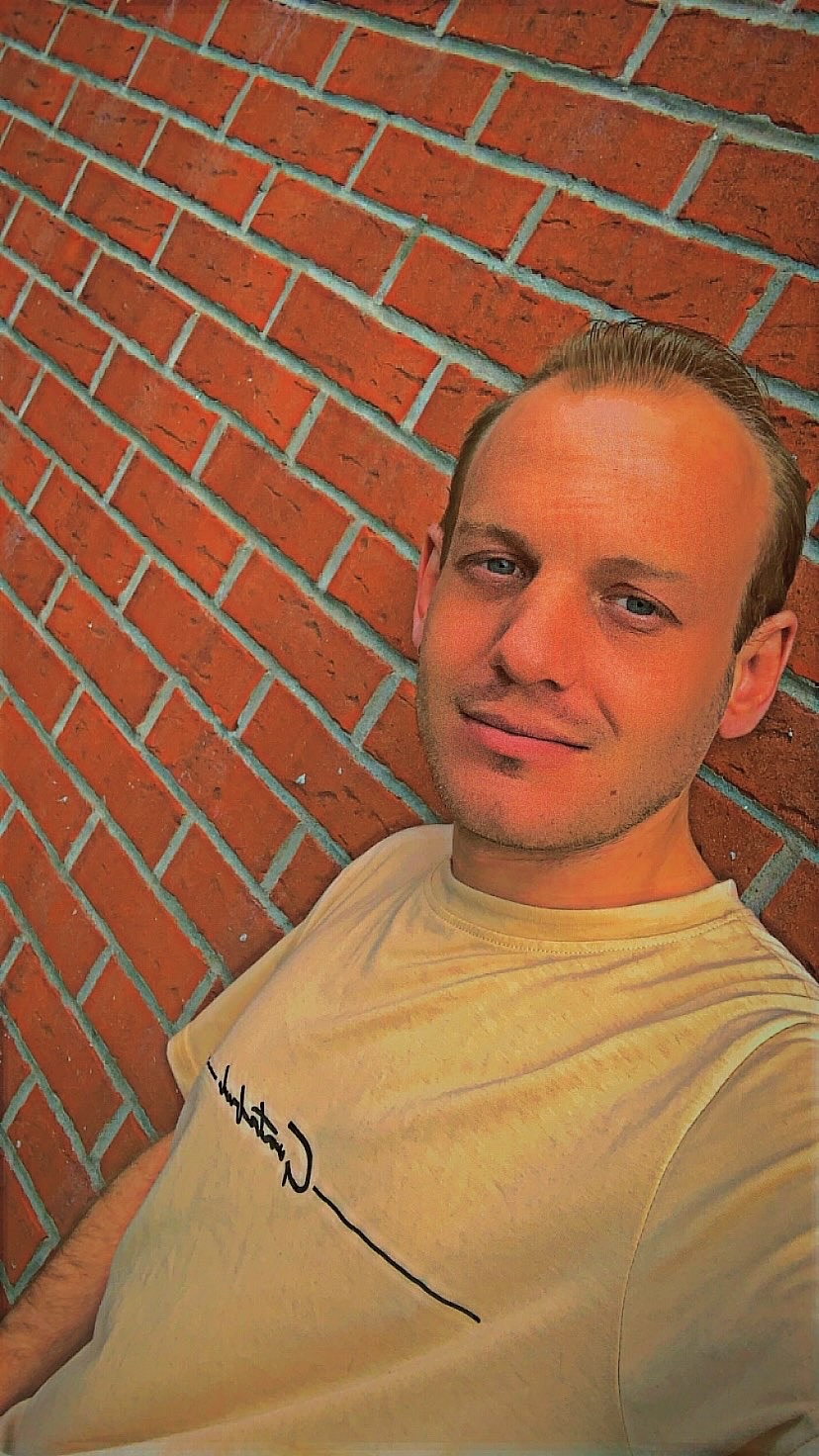 Ando - Dierikon - Lucerne | Strip Tease