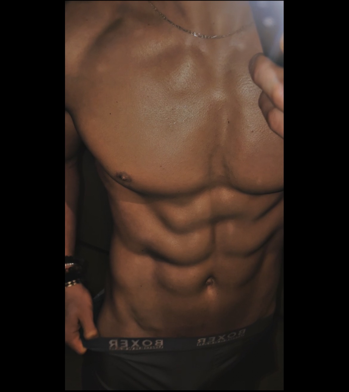 Yvain - Romairon - Vaud | Strip Tease