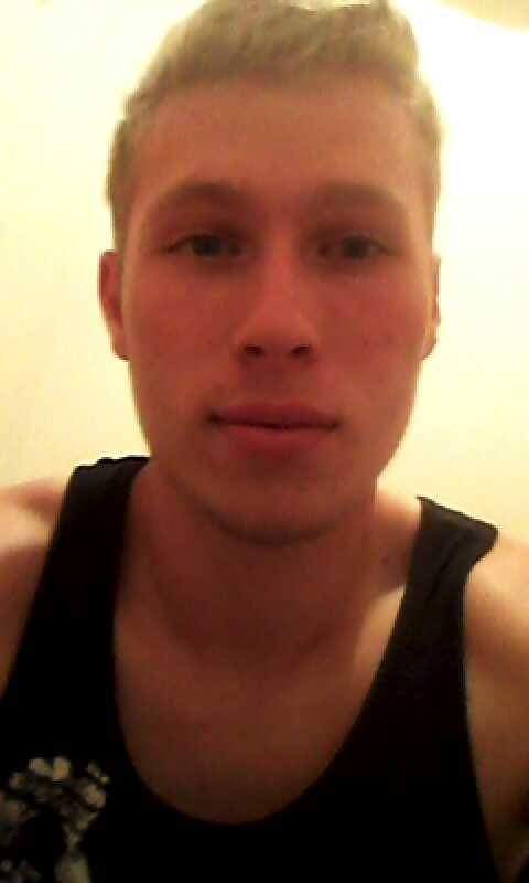 Sefiane - Sisikon - Uri | Strip Tease