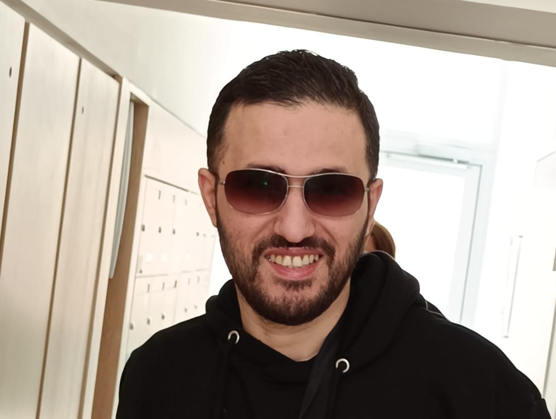 Massine - Aeschlen ob Gunten - Berne | Strip Tease