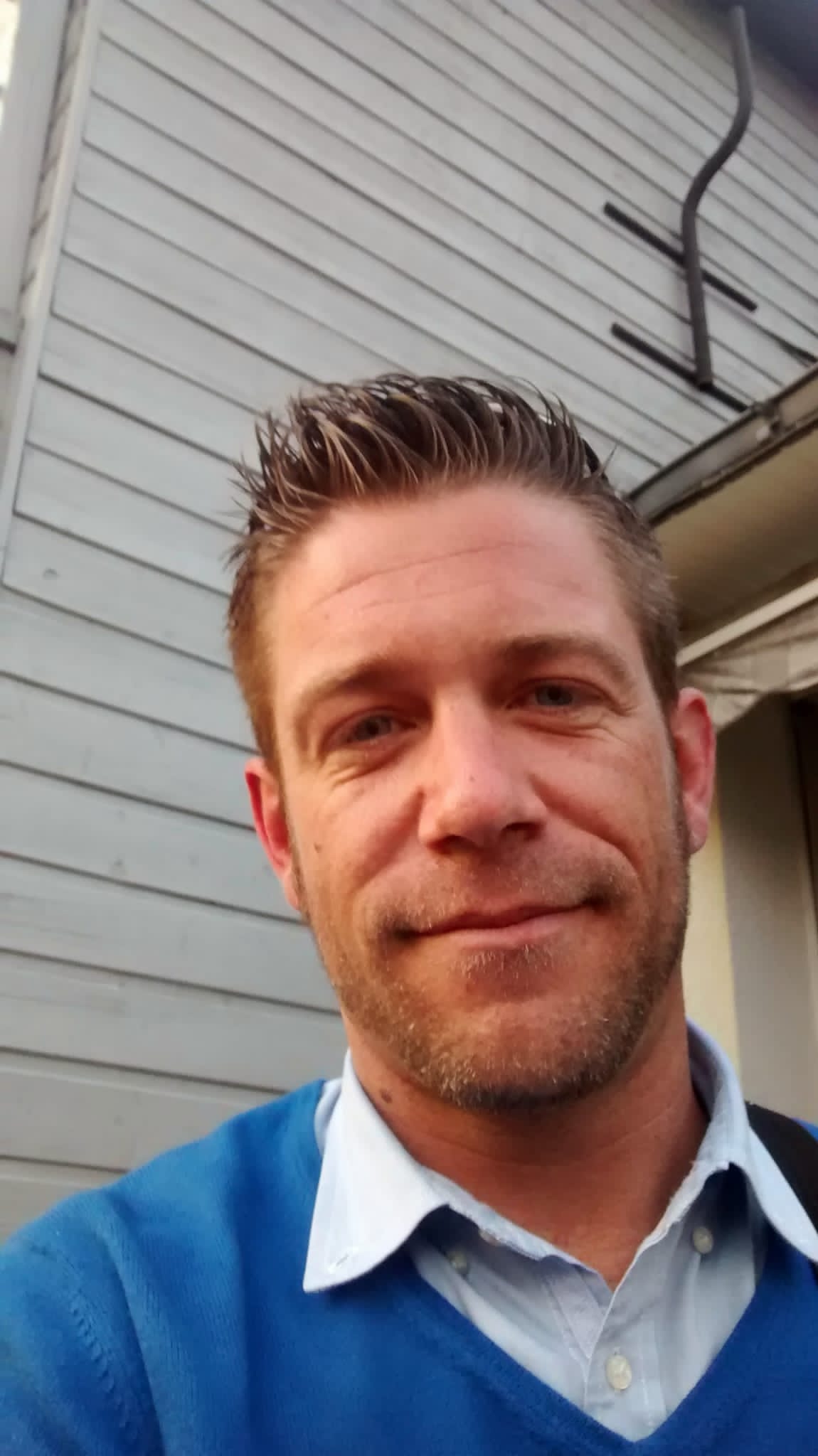 Mehmet-ali - Greich - Valais | Strip Tease