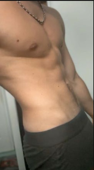 Mensah - Kehrsiten - Lucerne | Strip Tease