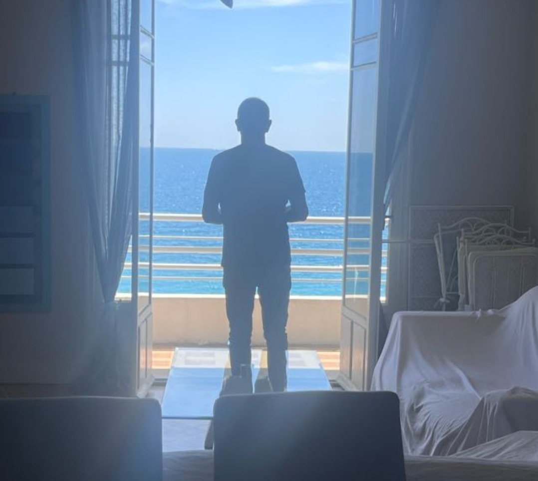 Nazir - Niederstocken - Berne | Strip Tease