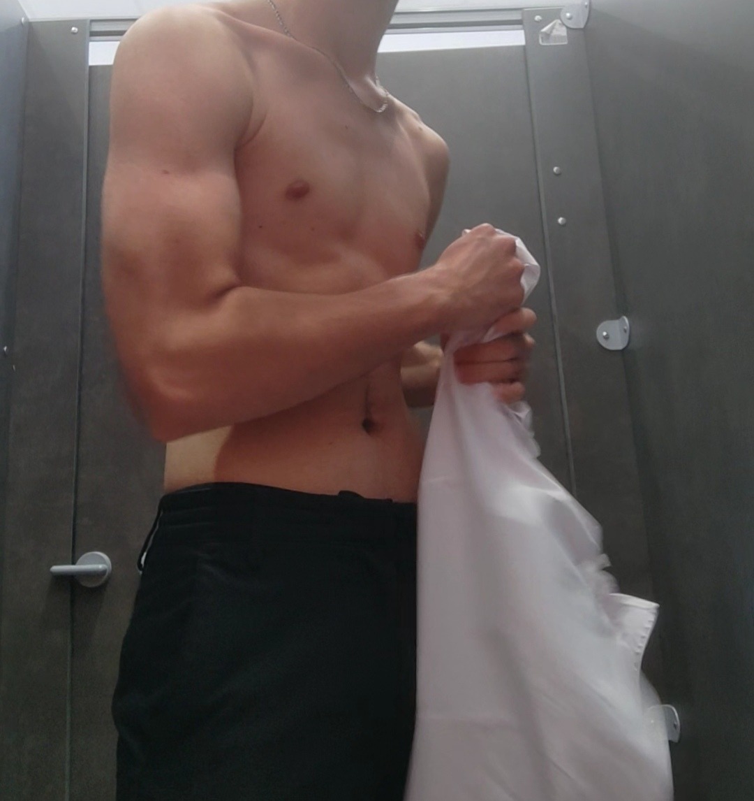 Siyar - St-Oyens - Vaud | Strip Tease