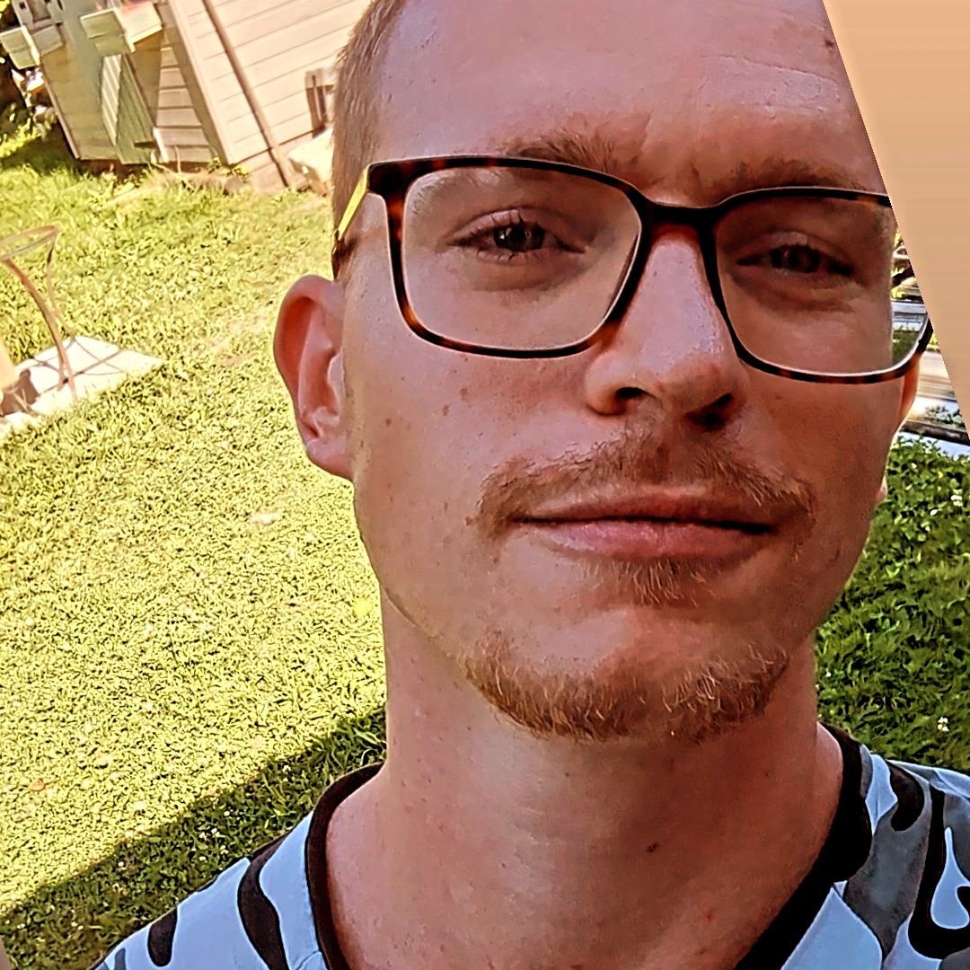 Ihssane - Hagneck - Berne | Strip Tease