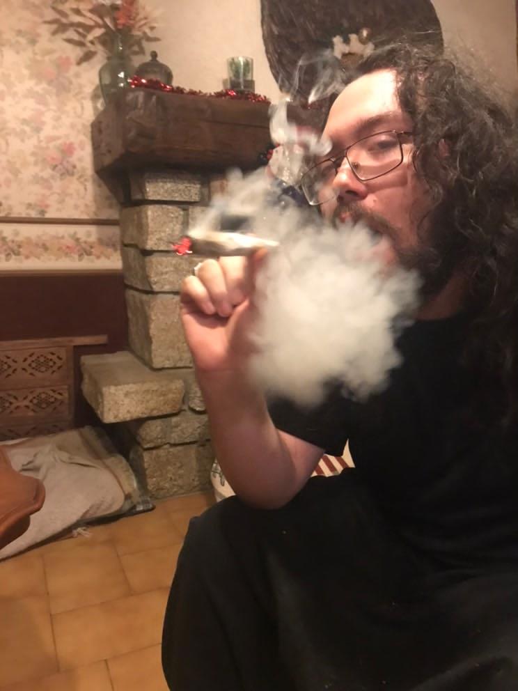 Edvin - Lignerolle - Vaud | Strip Tease