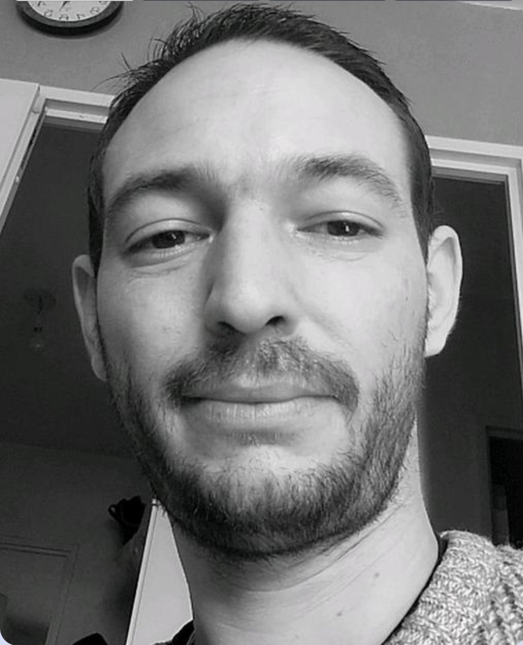 Mewenn - Finsterhennen - Berne | Strip Tease