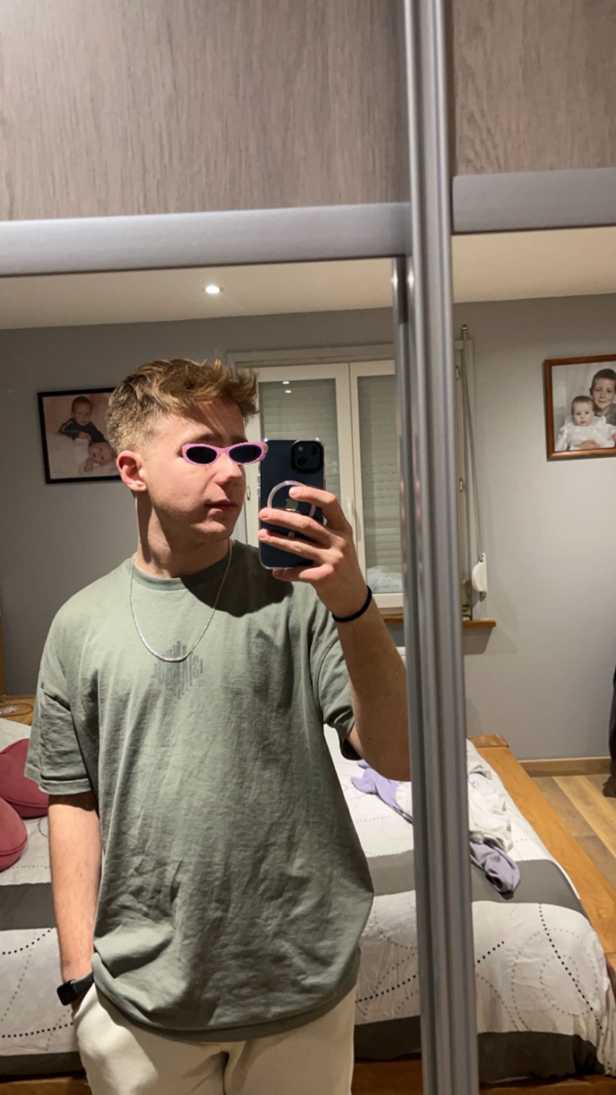 Murad - Frenières-sur-Bex - Vaud | Strip Tease