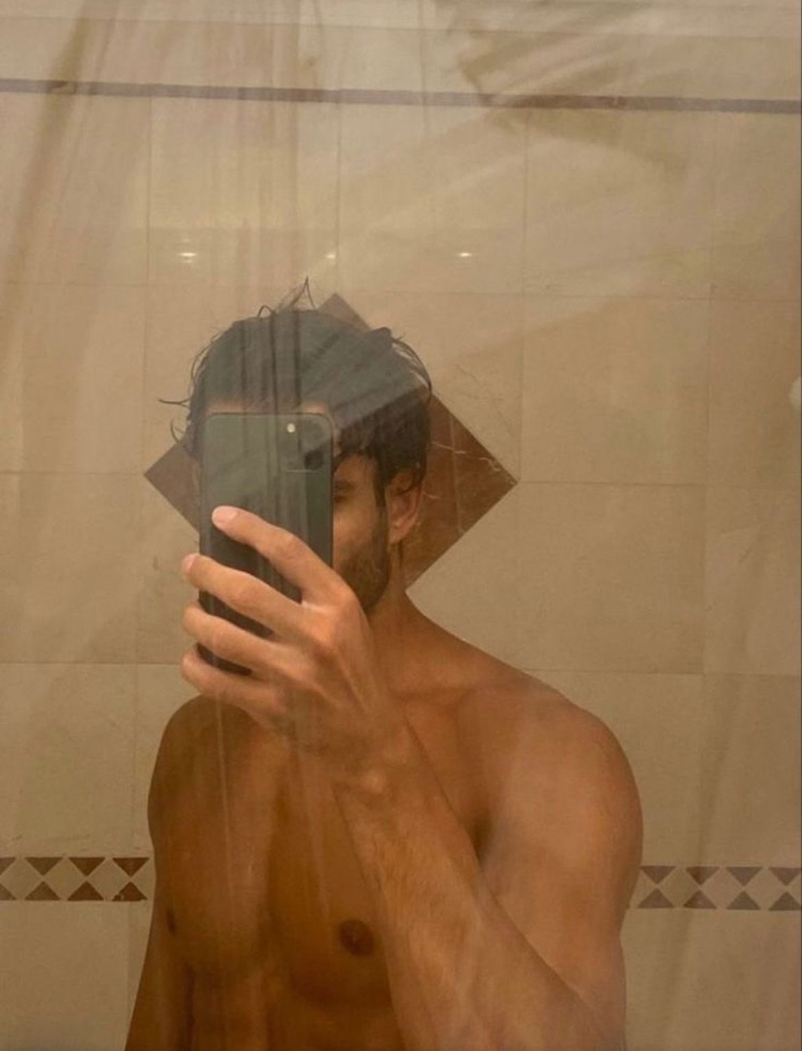 Radouan - Riemenstalden - Uri | Strip Tease