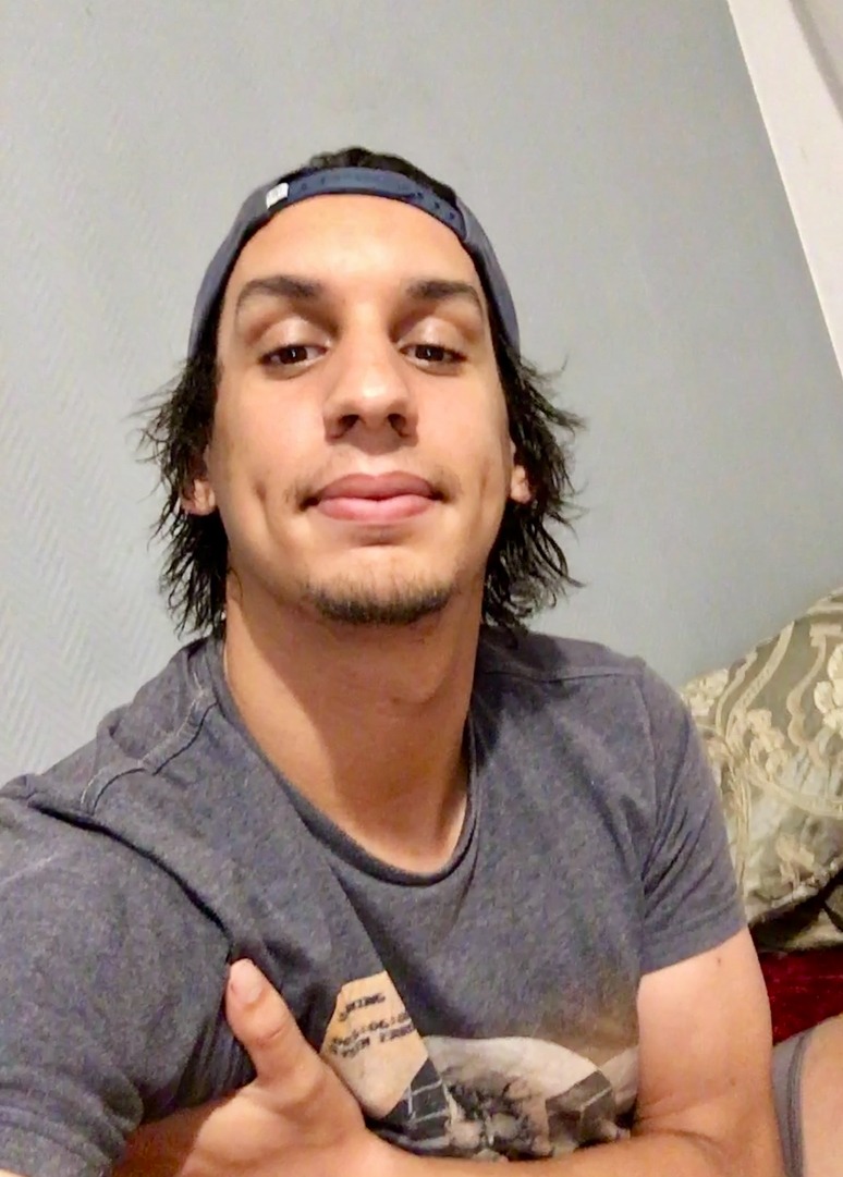 Salah - Bachs - Zurich | Strip Tease