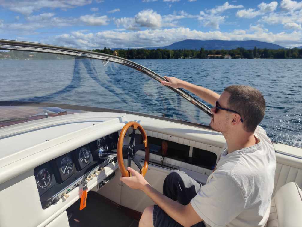 Kyliam - Perrefitte - Berne | Strip Tease