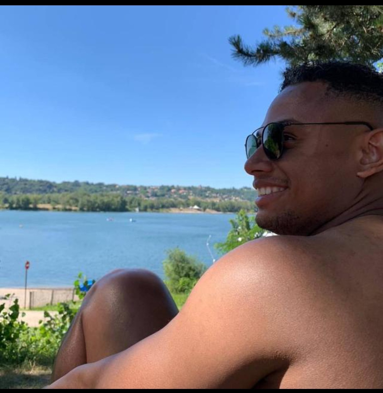 Jeyson - Agra - Tessin | Strip Tease