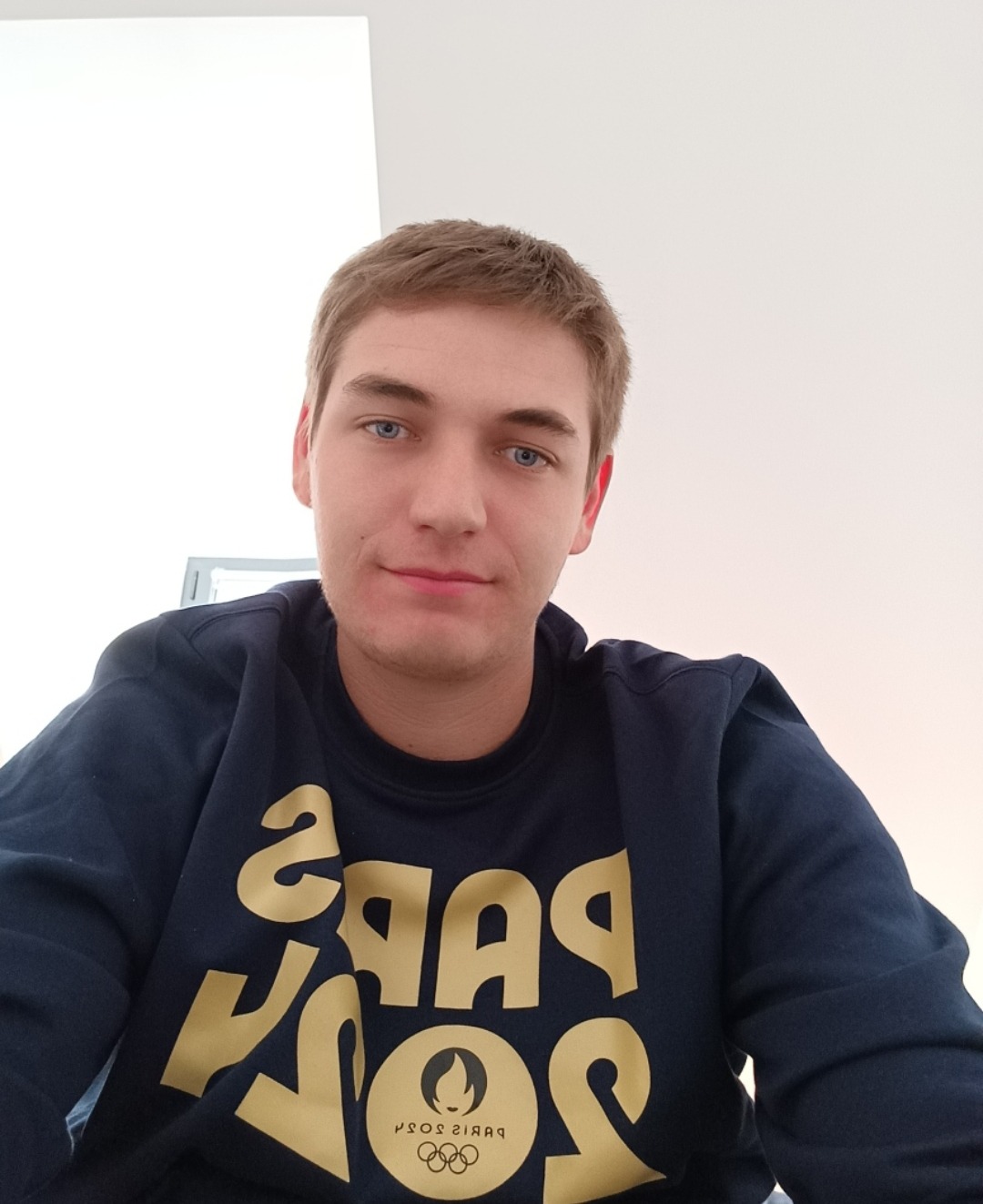 Yakim - Vuarrens - Vaud | Strip Tease