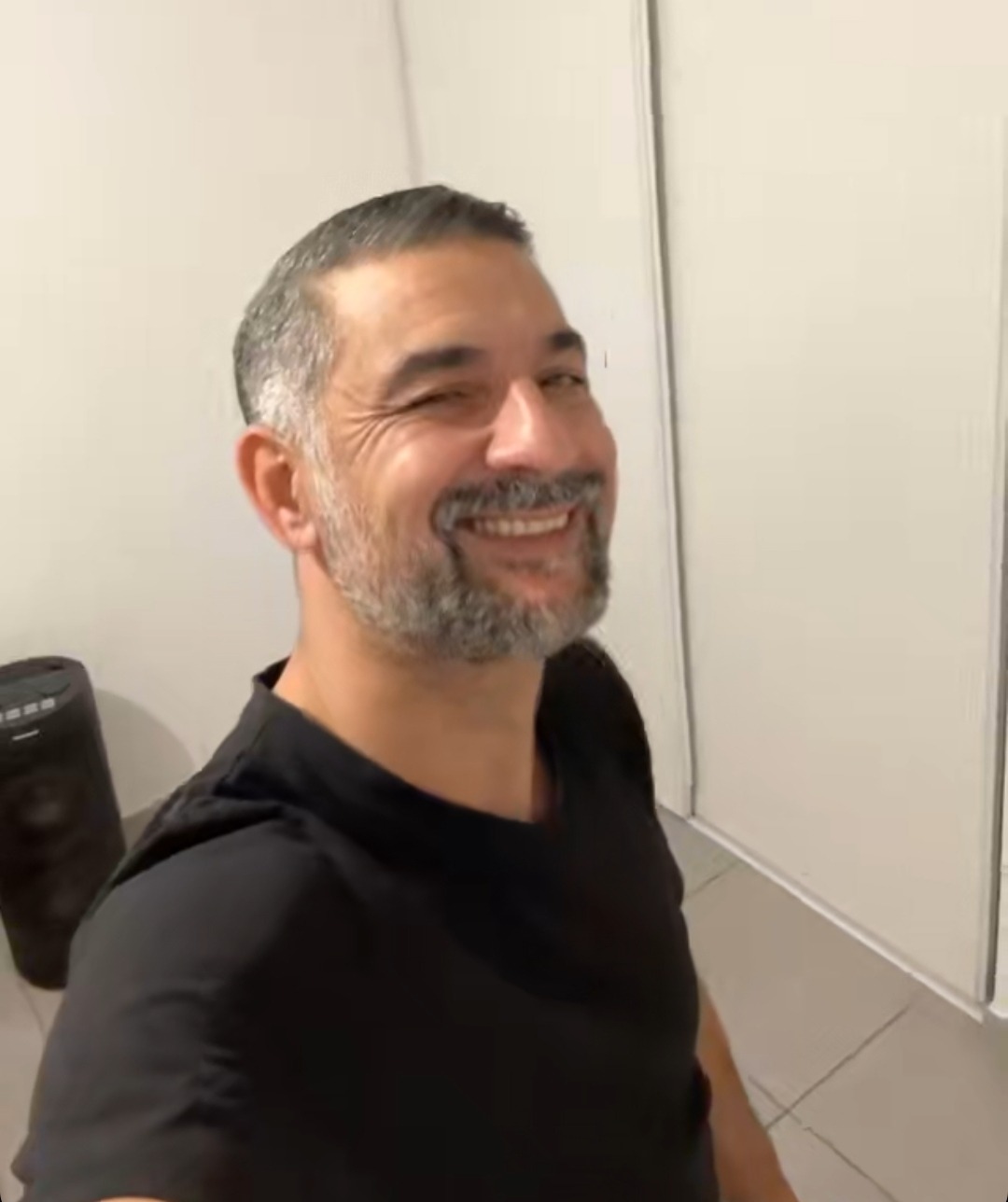 Henrique - Reconvilier - Berne | Strip Tease