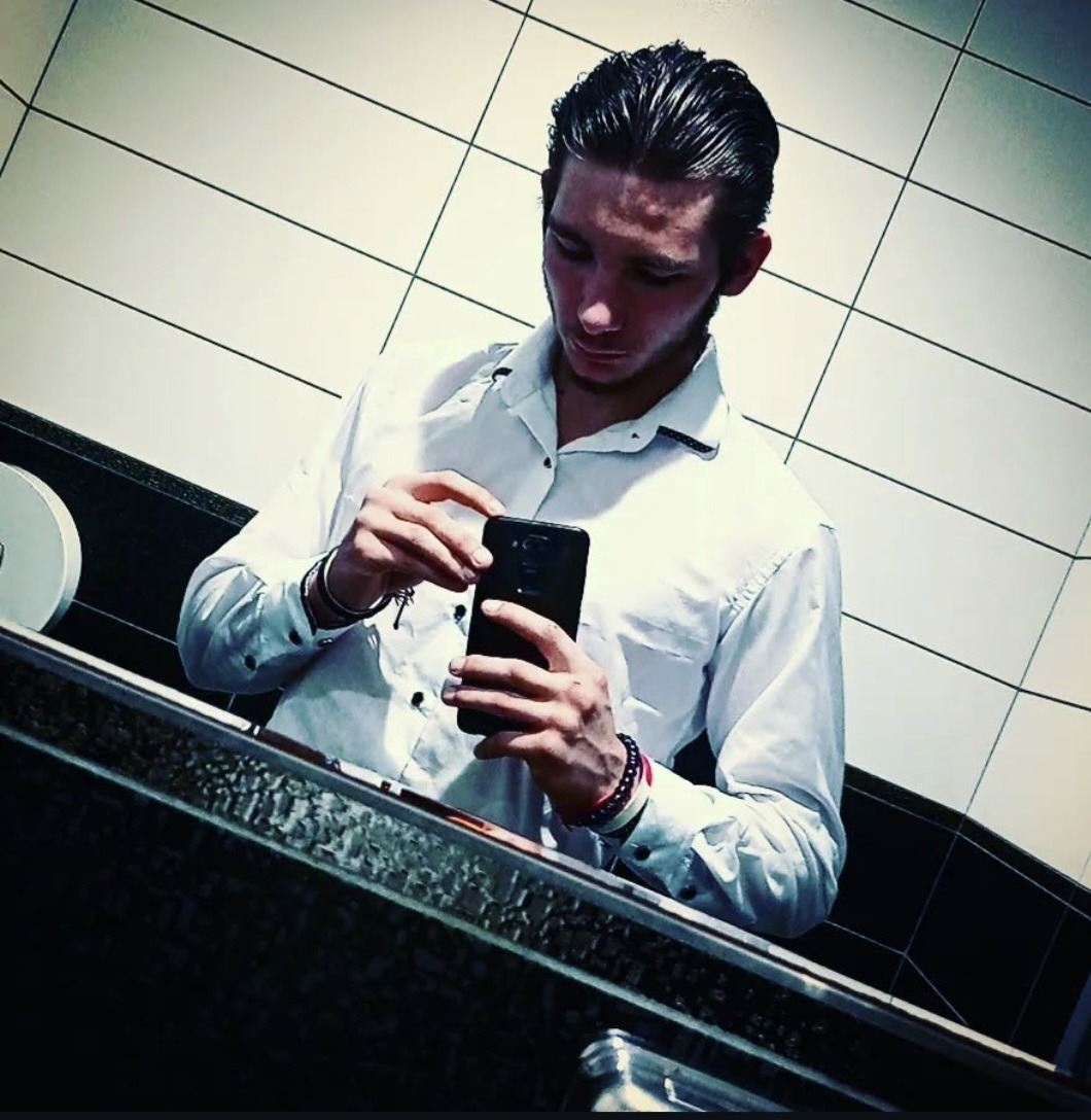 Reyan - Rosenlaui - Berne | Strip Tease