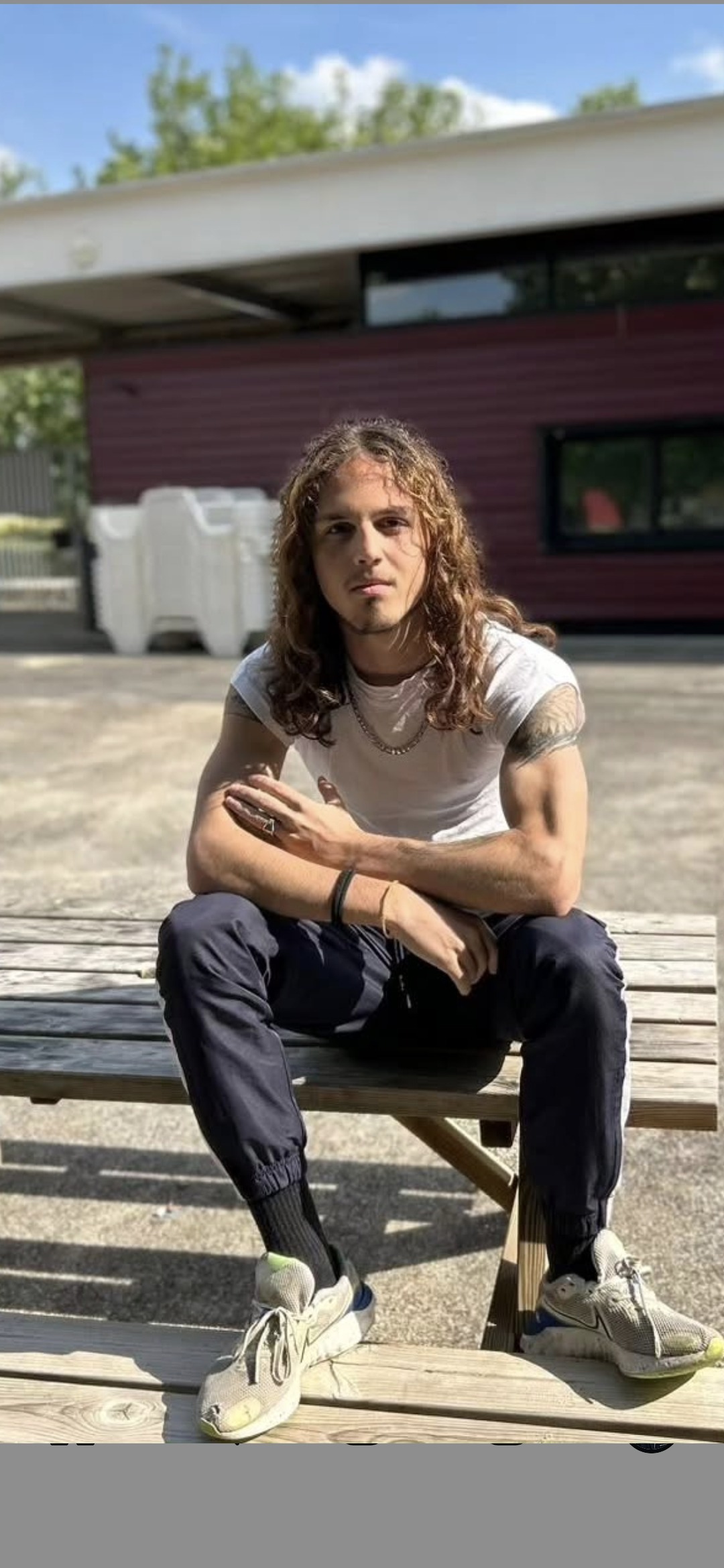 Logane - Champvent - Vaud | Strip Tease