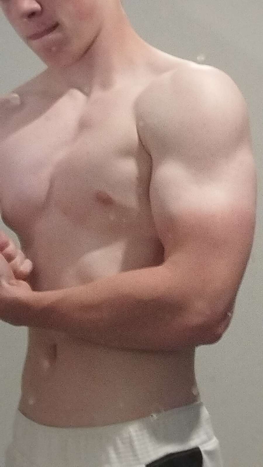 Diyar - Nesslau - Saint-Gall | Strip Tease