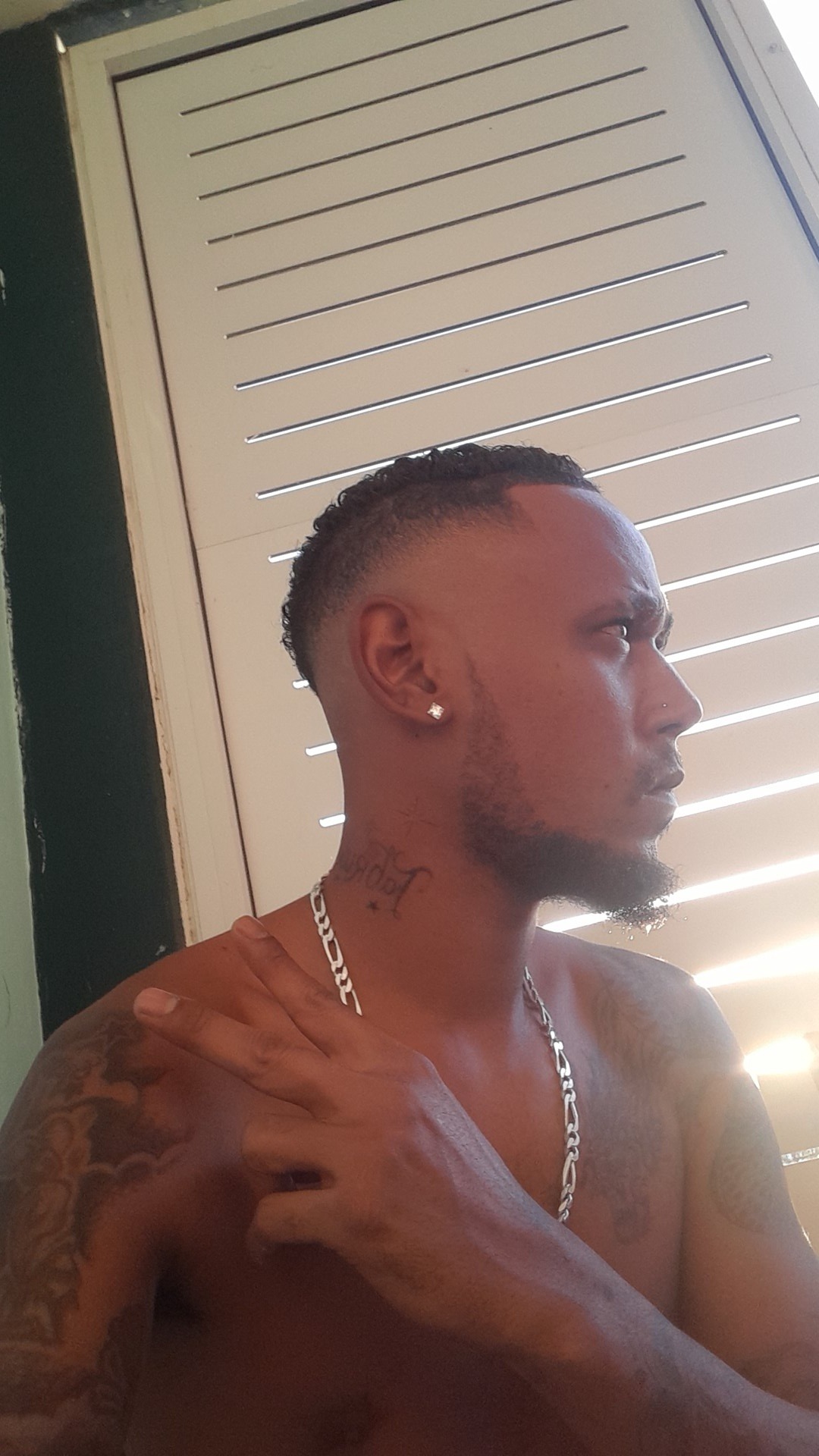 Bahattin - Ernen - Valais | Strip Tease