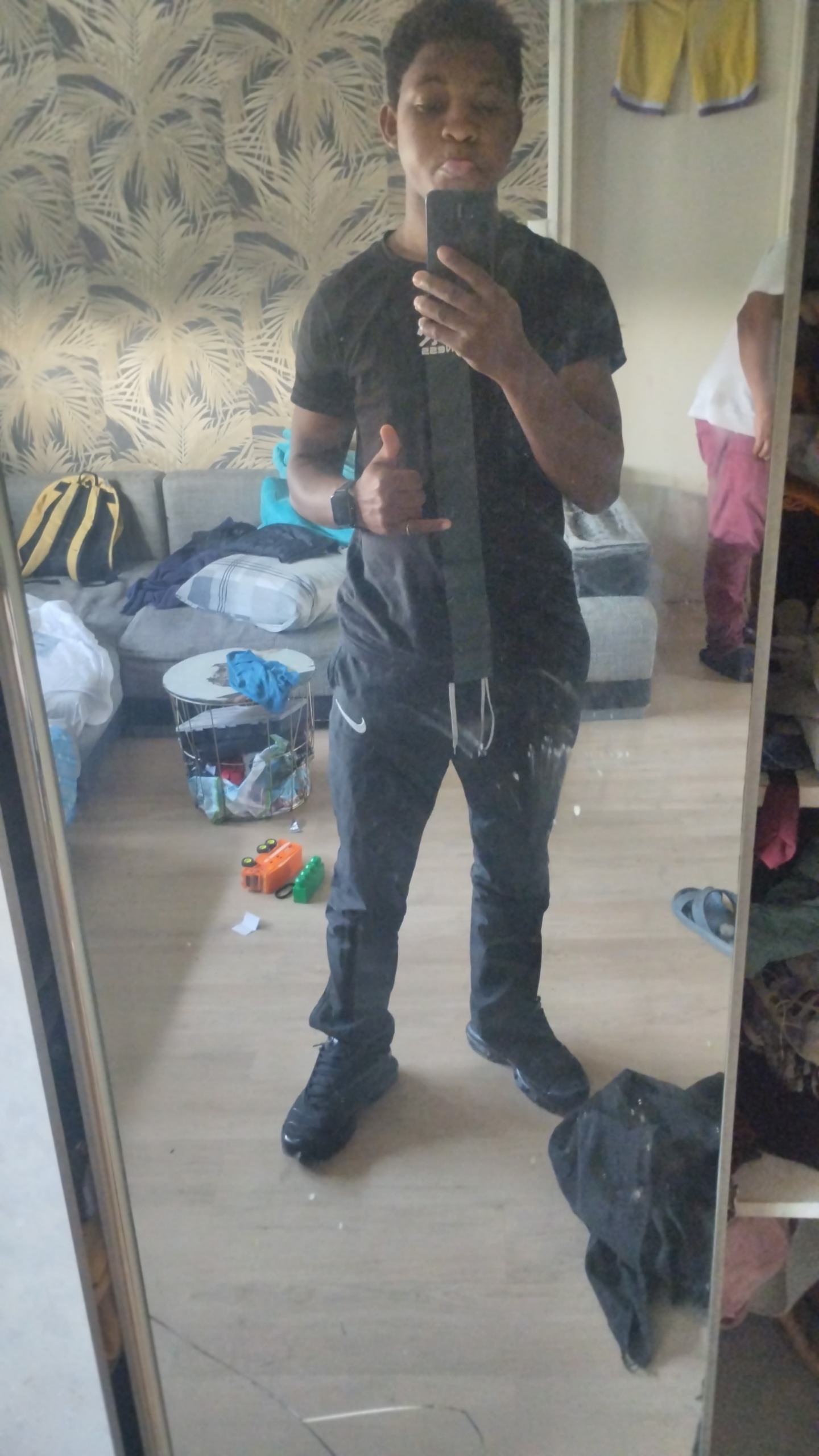 Ilam - Giubiasco - Tessin | Strip Tease