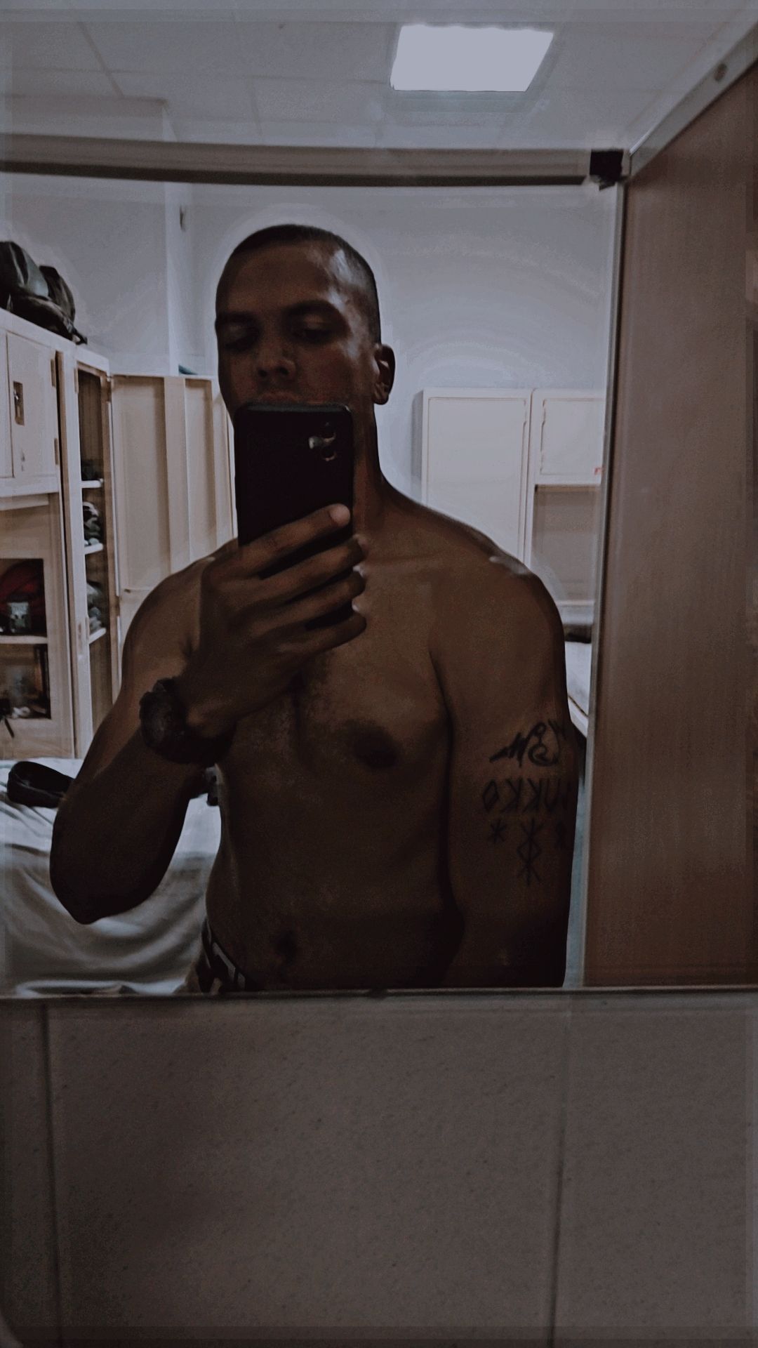 Esdras - Mühlethal - Argovie | Strip Tease