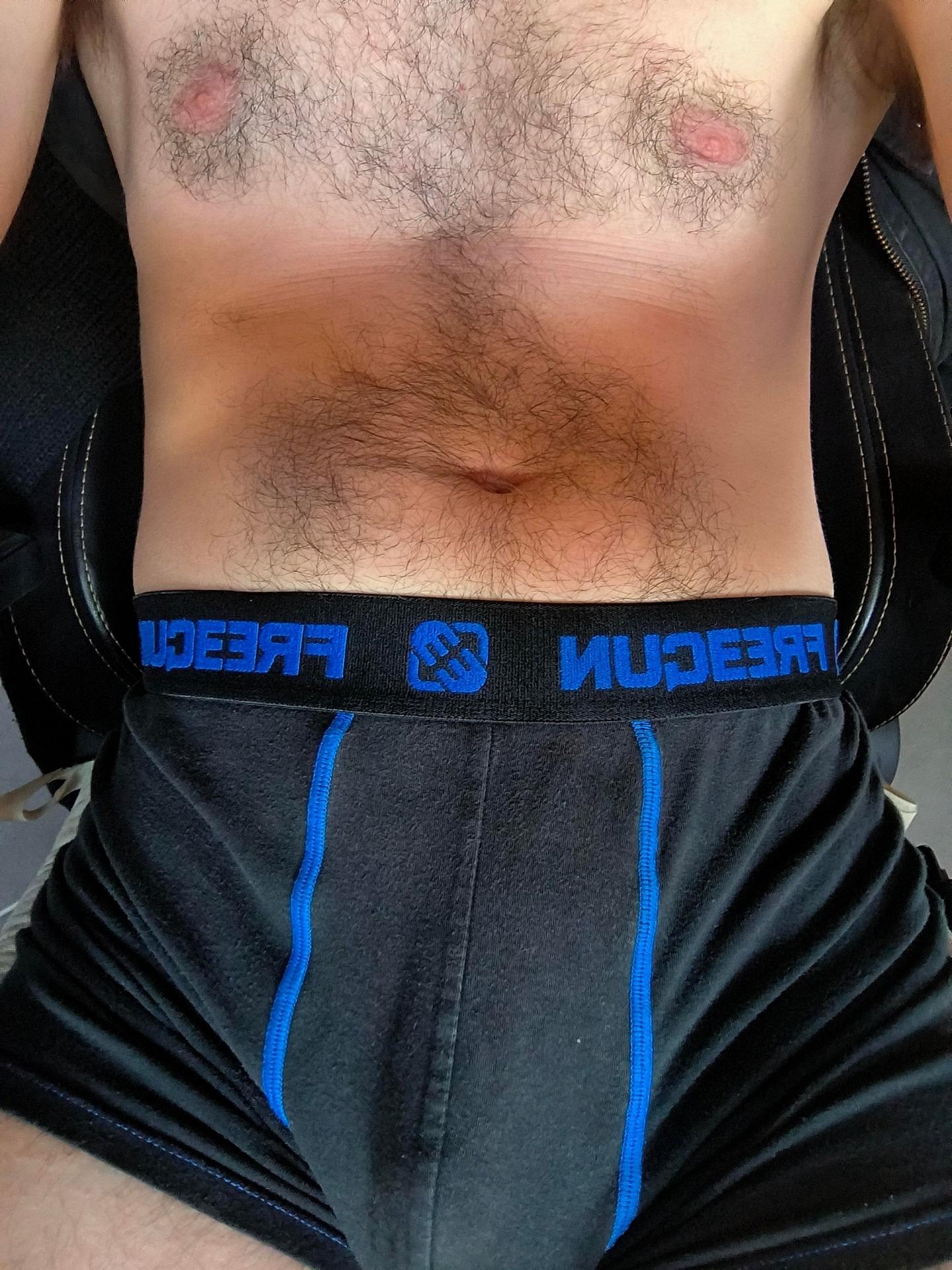 Sambou - Bibern SO - Soleure | Strip Tease